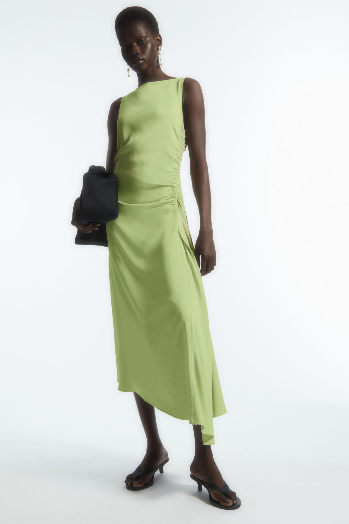 Grünes Cos-Kleid