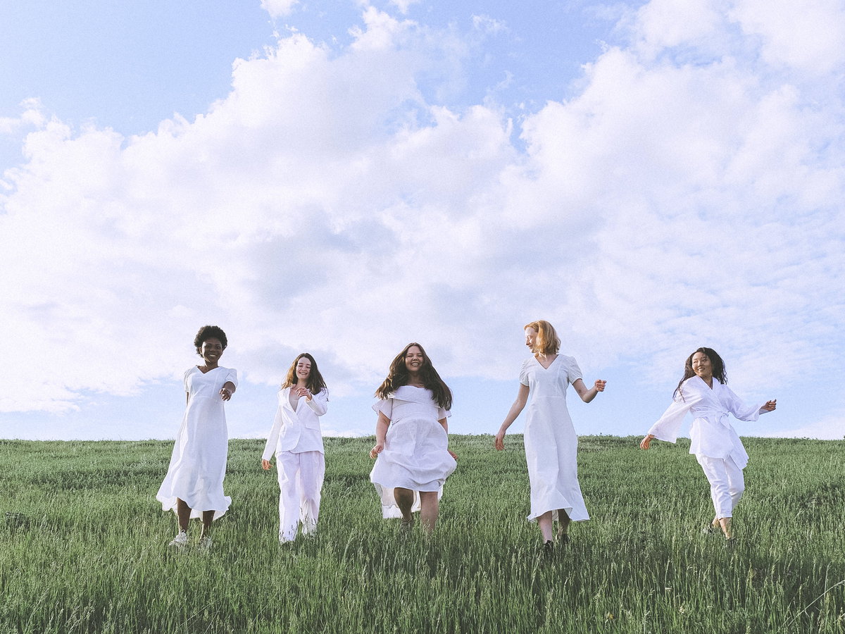 Frauen im Feld
