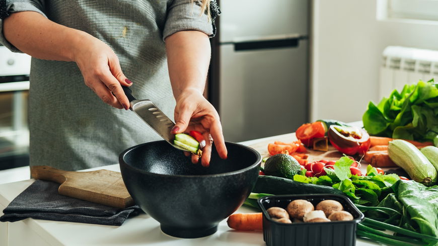 Rezept: Diese Zucchini-Pfanne mit Paprika ist das perfekte Mittagessen