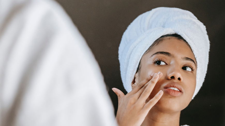 Niacinamid Serum: Die 3 besten Produkte für eine strahlendschöne Haut