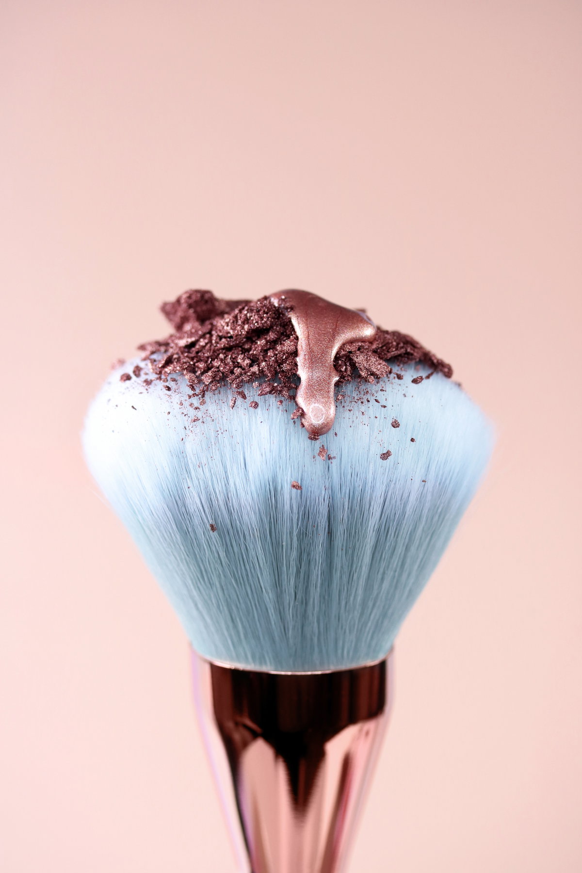 Pinsel mit Highlighter drauf