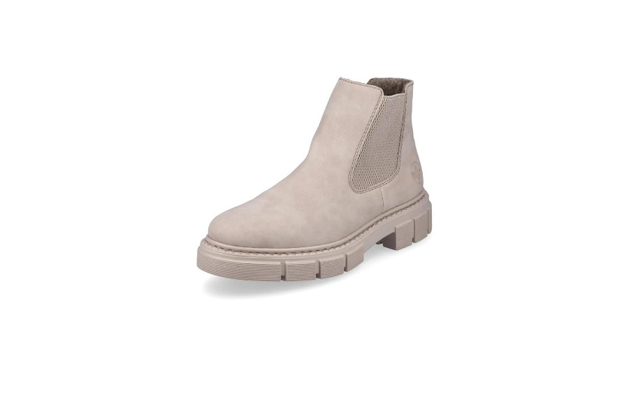 Flache Stiefel