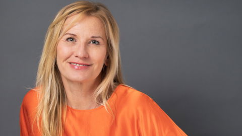 Wechseljahre: "Keine Frau muss unnötig leiden" – Expertin Peggy Reichelt im Interview