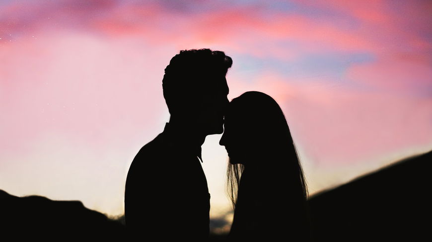 Liebes-Horoskop: Diese 3 Sternzeichen finden erst im hohen Alter ihre Liebe