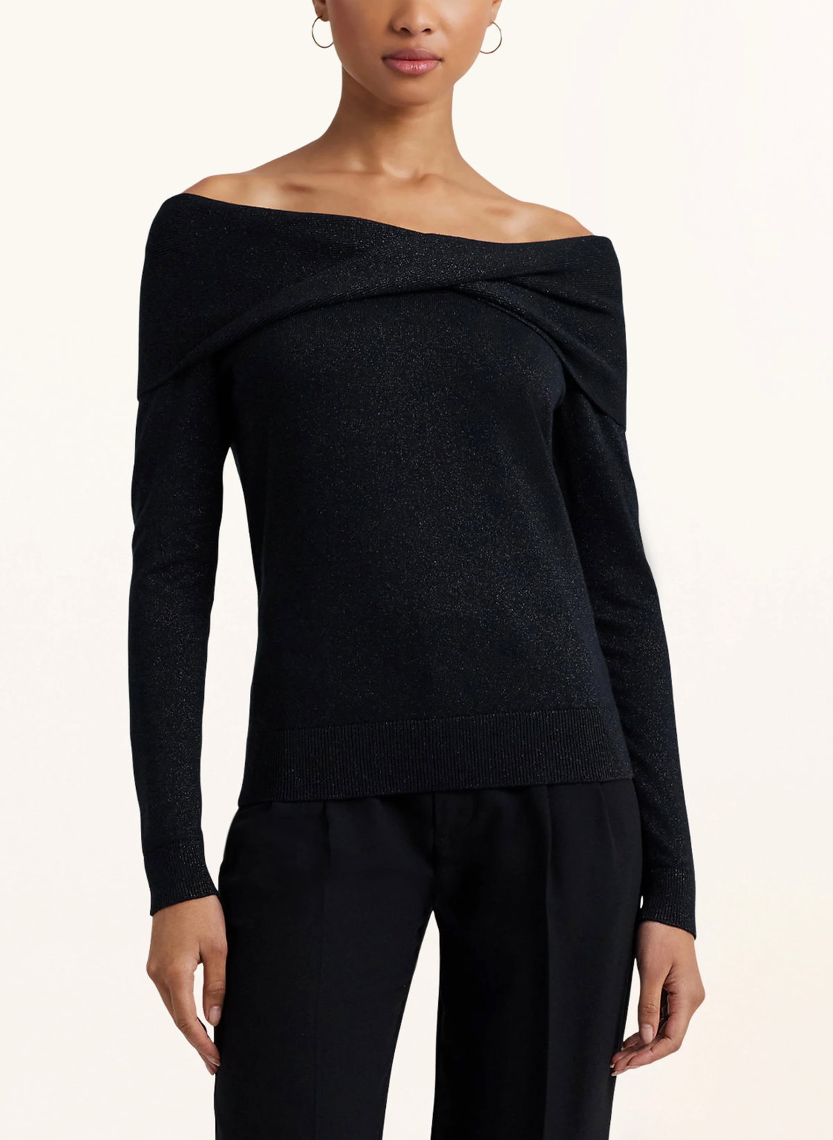 Glitzernder Off-Shoulder-Pullover
