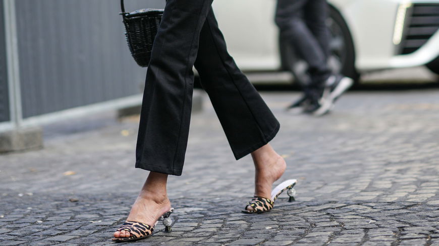 Jeans für Frauen ab 60: Diese Modelle stehen ihnen ganz besonders