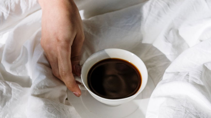 Gewusst? Darum solltest du vor dem Sex Kaffee trinken – laut Experte