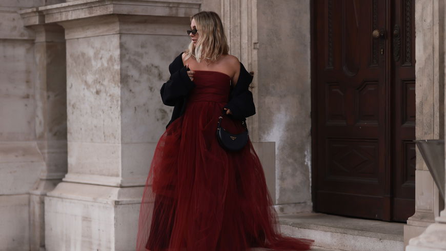 Valentinstag Outfit: Schöne Looks und Styling-Tipps für den romantischen Tag