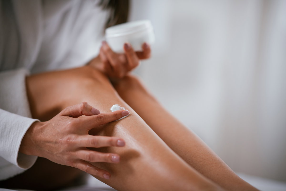 Für eine junge und strahlende Haut setzen wir auf eine bestimmte Bodylotion ...