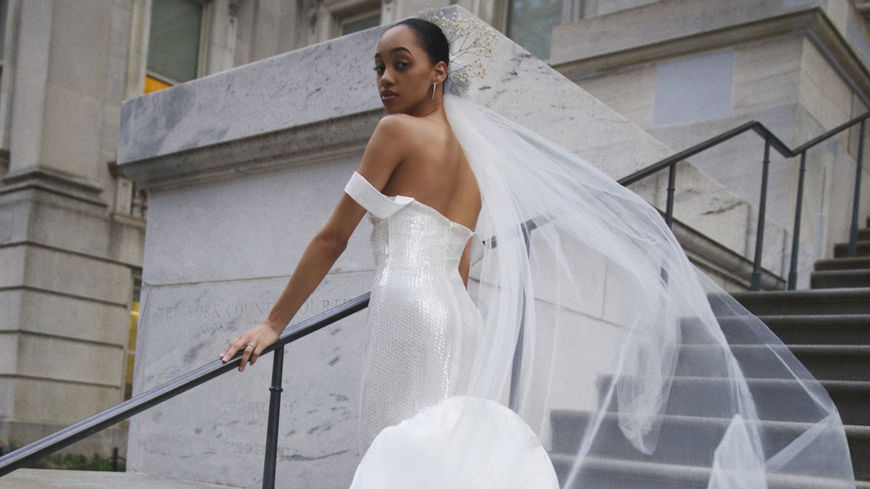 Dieses Hochzeitskleid sieht aus wie aus einer Luxus-Boutique