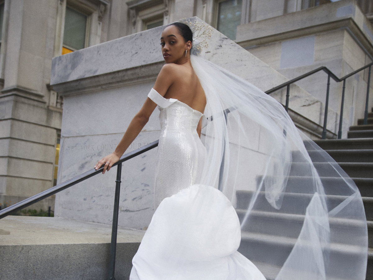 Frau im Brautkleid