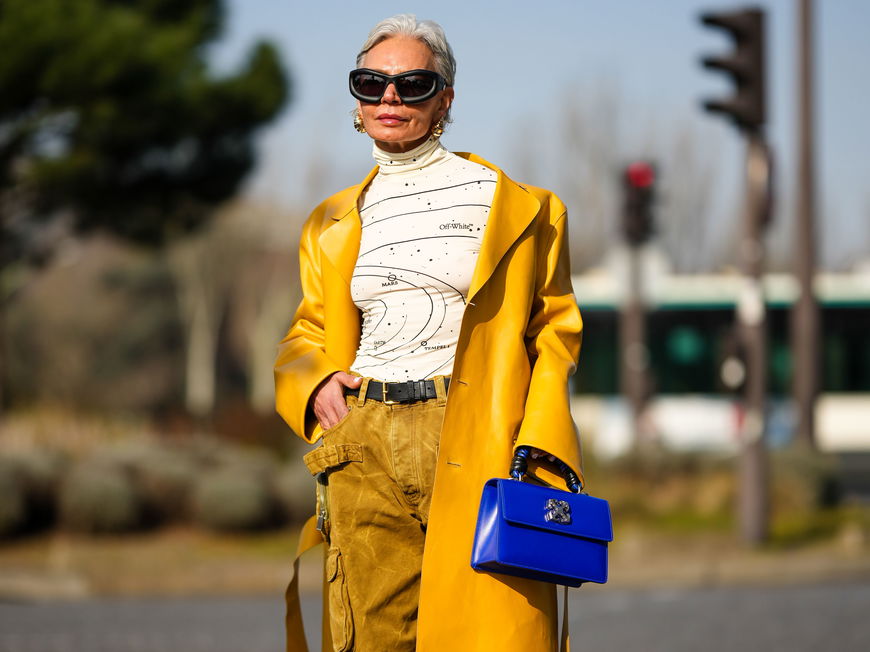 Grece Ghanem in einem gelbem Look
