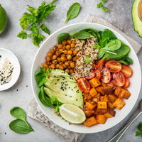 Superfood! Mit diesem Rezept schmeckt deine Quinoa Bowl besonders lecker