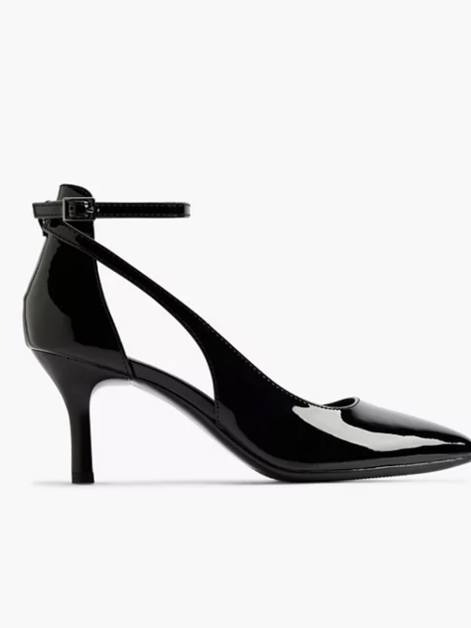 schwarze Lack-Pumps mit spitzer Zehenpartie von Deichmann
