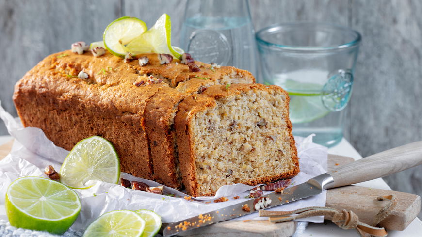 Die leckersten Kuchen zum Kaffee: Limetten-Bananenkuchen mit Pekannüssen