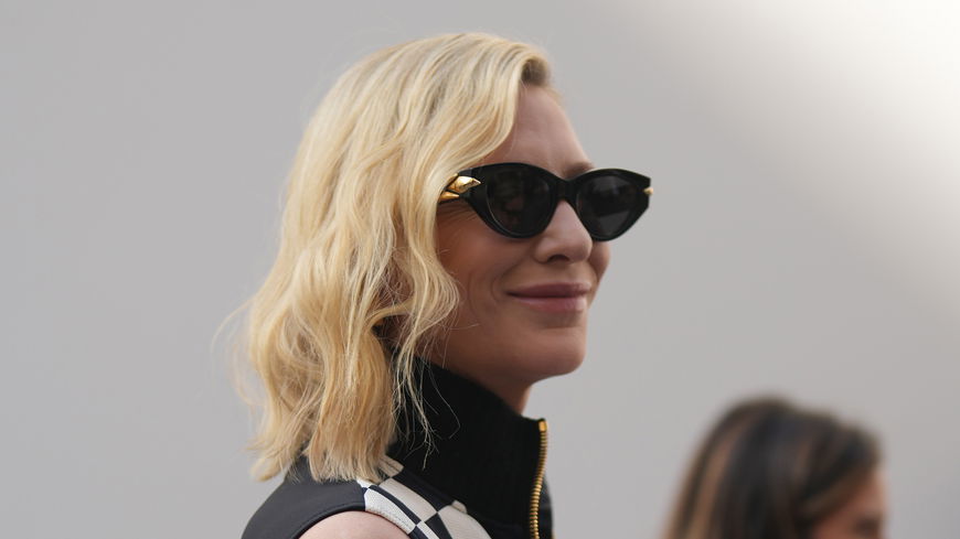 Frauen ab 50: Diese angesagte Kurzhaarfrisur tragen die Stars besonders gerne