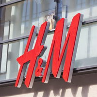 Dieses Schnäppchen-Kleid von H&M ist fast vergriffen