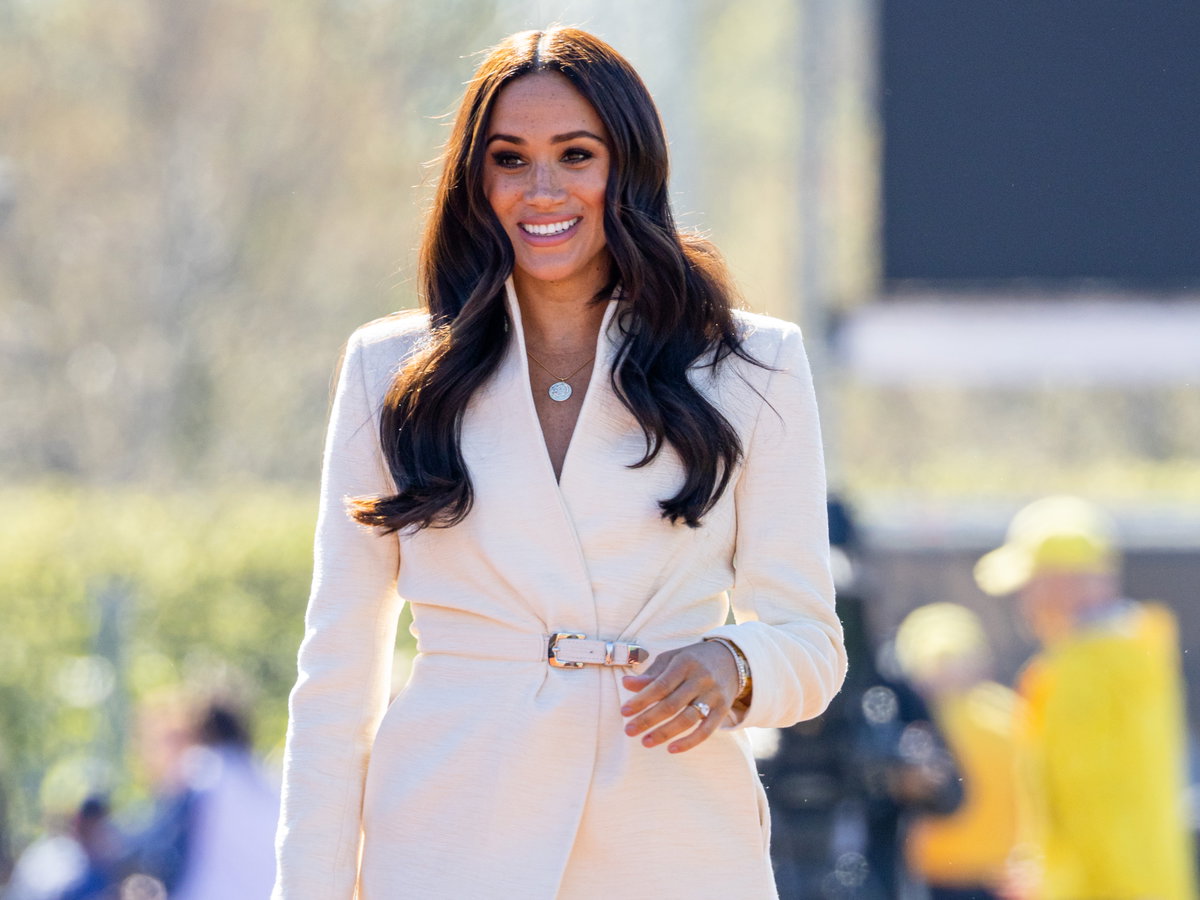 Meghan Markle in beigem Blazer