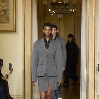 Blazer-Trends 2024: 7 einfache Styling-Ideen vom Laufsteg