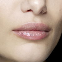 Lippenpflege mit Hyaluron: Die 5 besten Produkte