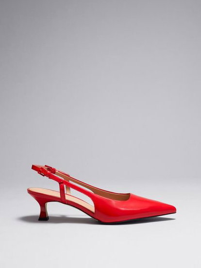 Rote Pumps