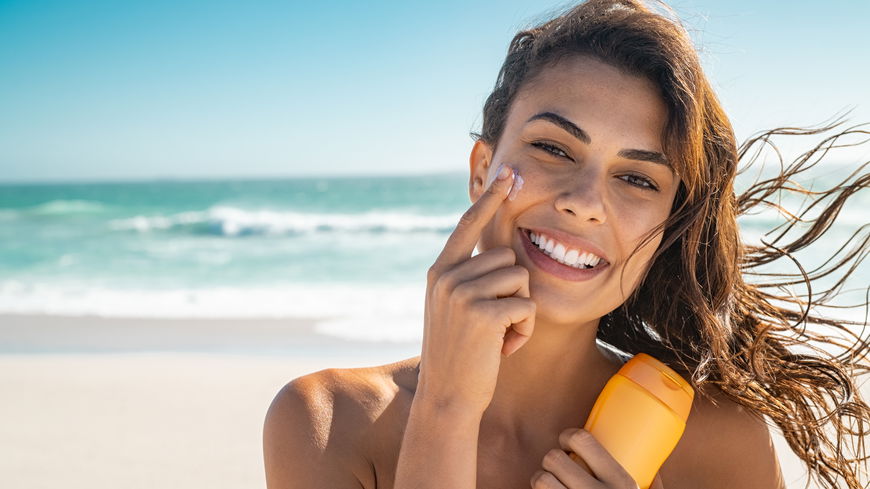 Die besten 3 Sonnencremes sind ideal für sensible Haut im Gesicht