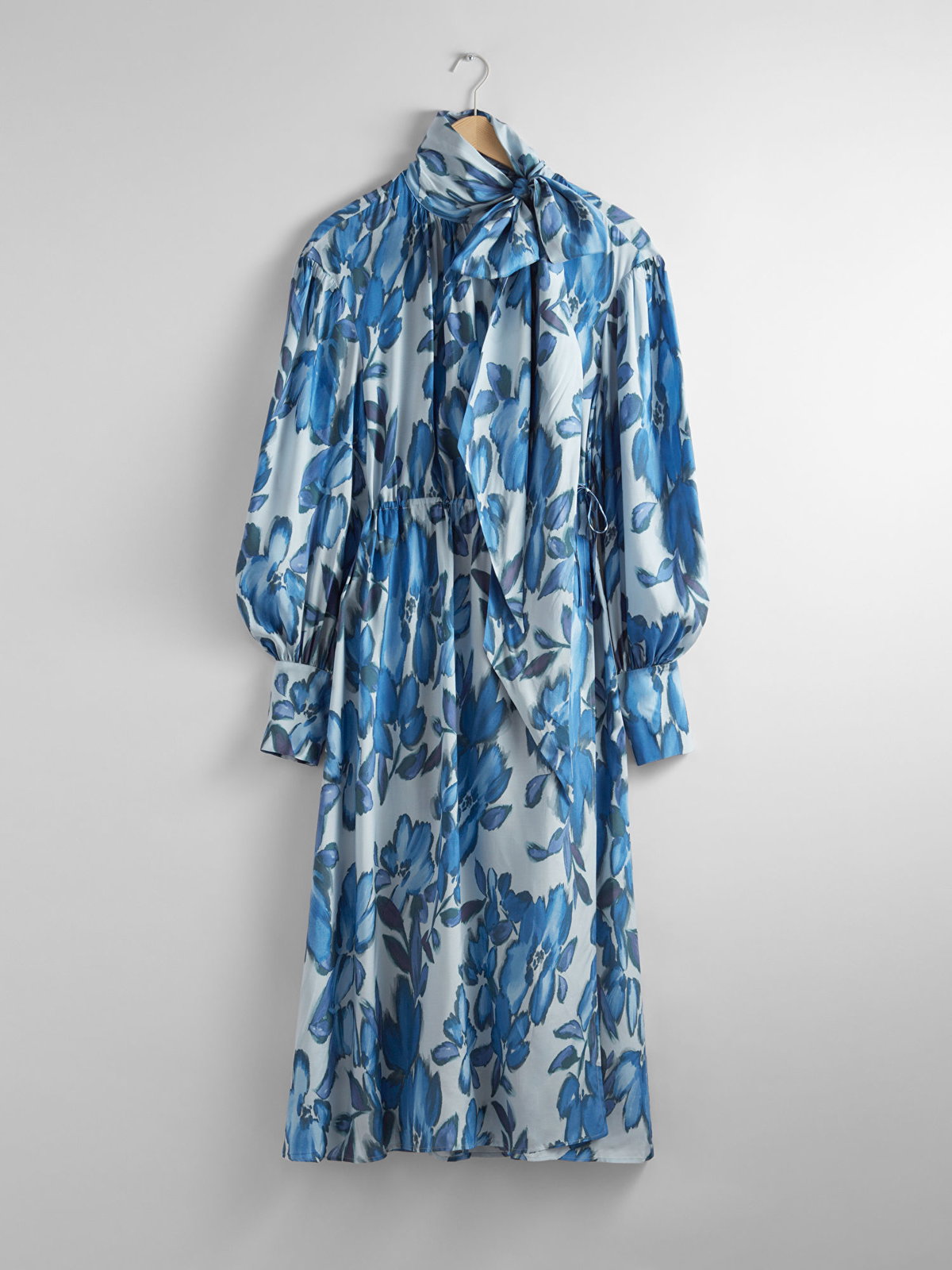 Florales Kleid