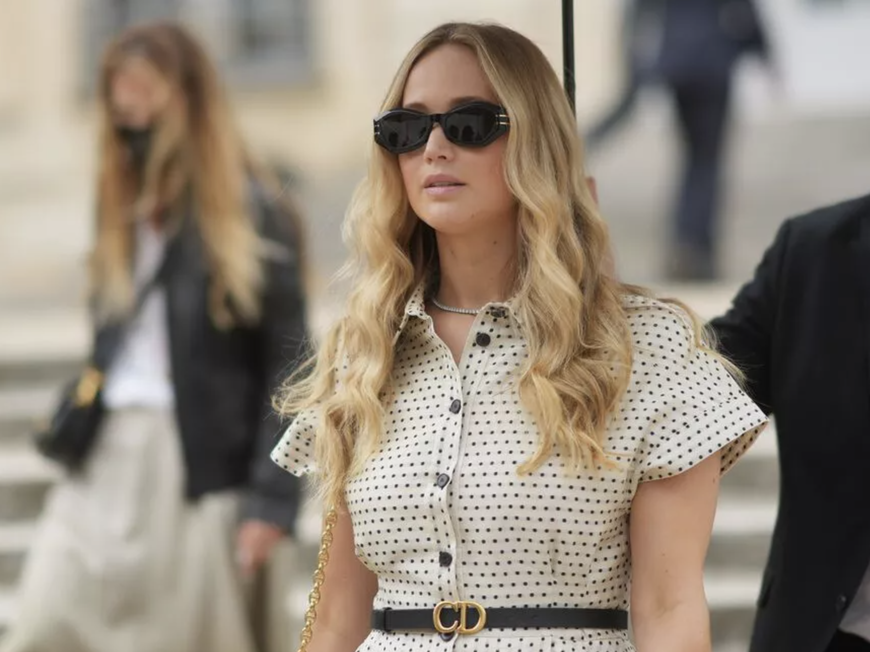 Jennifer Lawrence auf der Dior Modenschau