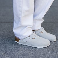 Birkenstocks reinigen: So wird dein Sommer-Schuh wieder schön sauber
