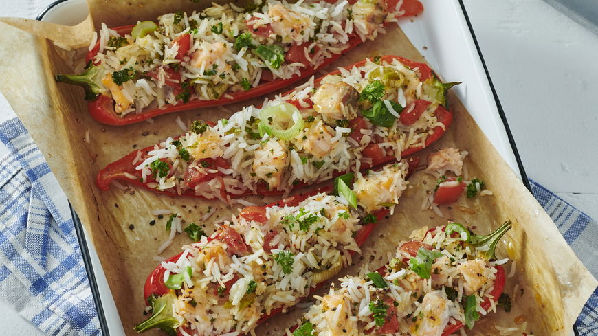 Gefüllte Spitzpaprika mit Lachs