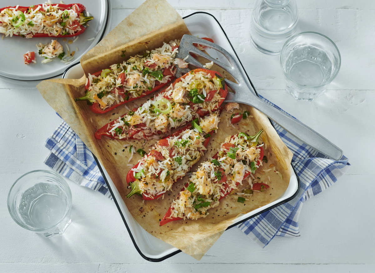 Gefüllte Spitzpaprika mit Lachs