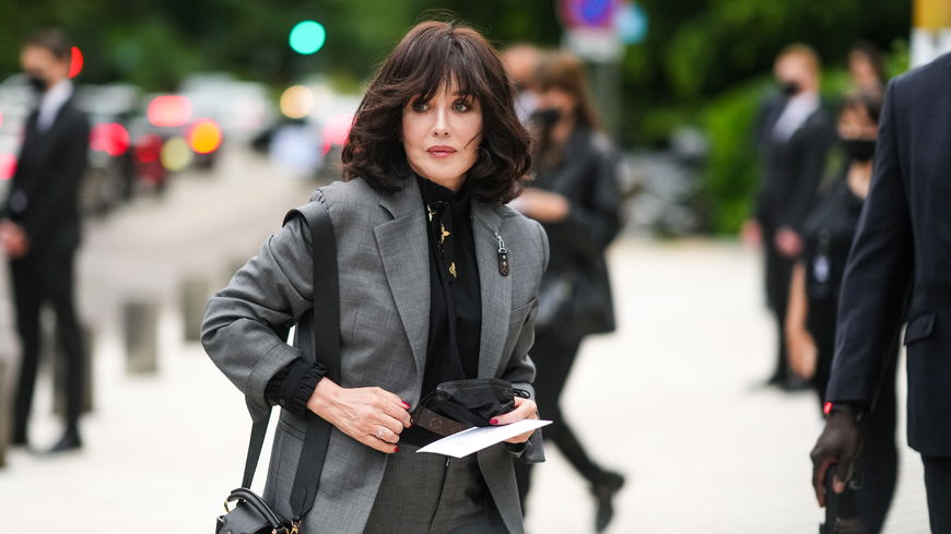 Long Bob mit Pony: Diese 3 Varianten lassen uns sofort jünger wirken
