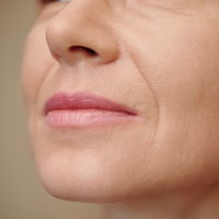 Beste Creme gegen Lippenfalten? Wir schwören auf dieses Beauty-Produkt