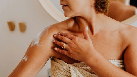 Beste Bodylotion für reife Haut: Unsere 5 Favoriten für Frauen ab 50