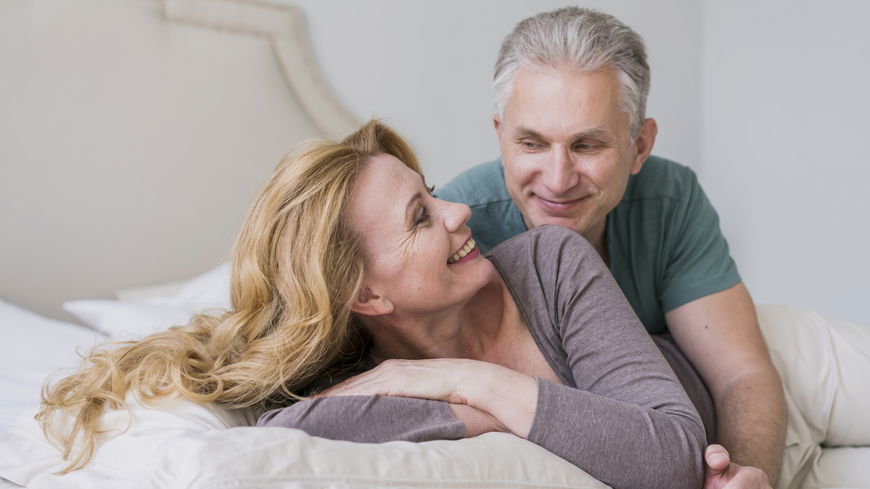 Aus diesen 5 Gründen sind Frauen ab 50 die besten Liebhaberinnen