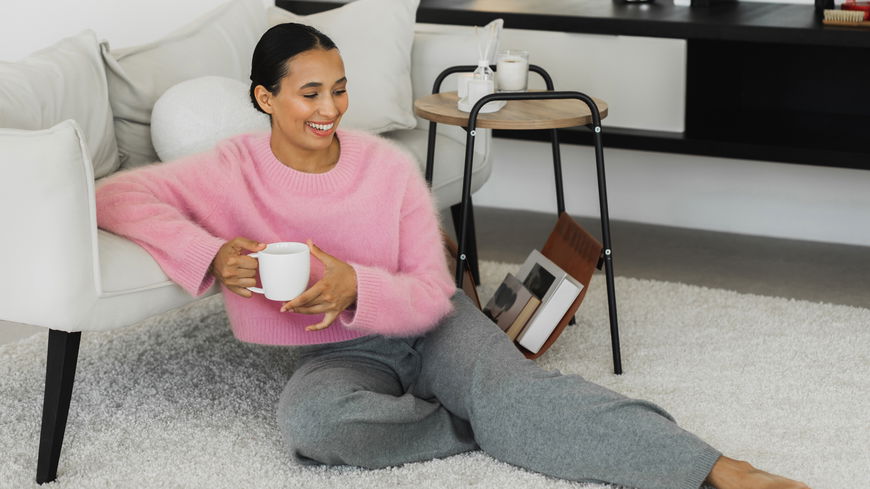 Gemütlich und stilvoll: Aus diesem Material sind unsere liebsten Herbst-Pullover