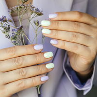 Bester langanhaltender Nagellack: Diese 5 Produkte zaubern dir Traumnägel, die nicht absplittern
