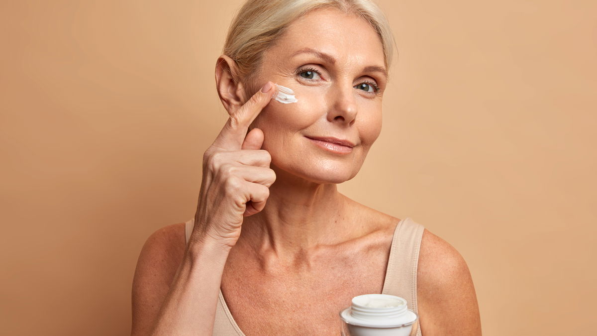 Diese beliebte Anti-Aging-Creme gibt es in der Drogerie