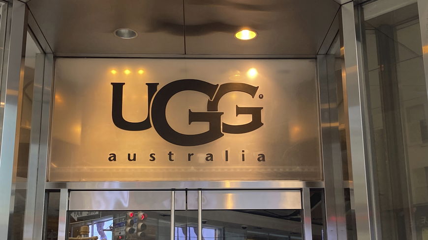 UGG Sale: Jetzt shoppst du die beliebten Winterschuhe für lau