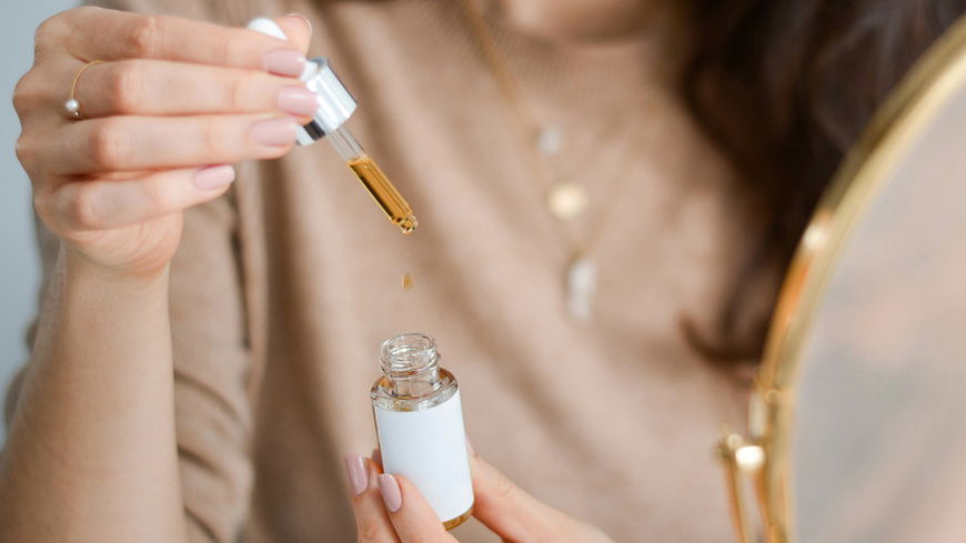 Die besten Vitamin E Öle für pralle, ebenmäßige Haut