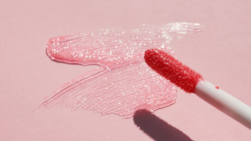 Weihnachten 2024: Diesen Glitzer-Lippenstift shoppen wir jetzt schon