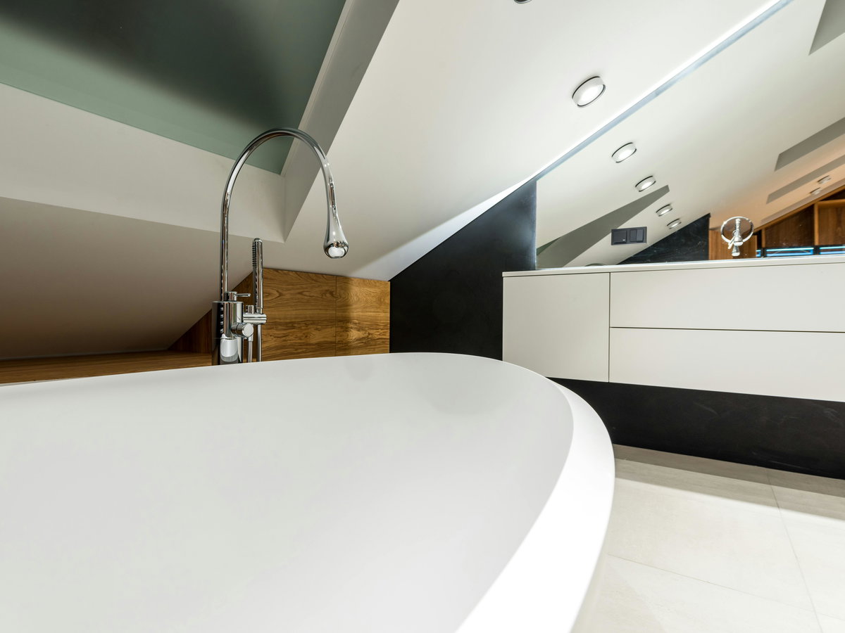 Modernes Badezimmer