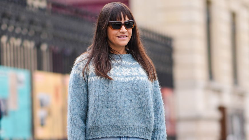 Winter-Trend 2024: Angesagte Pullover haben jetzt diese elegante Farbe