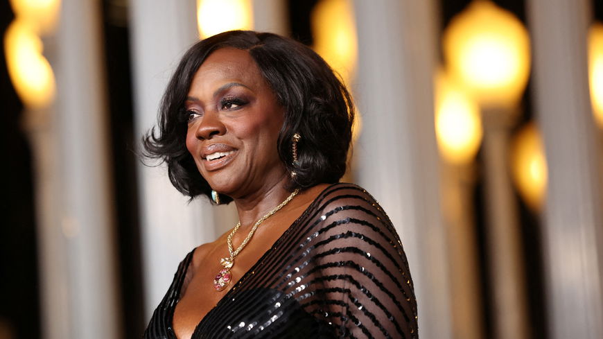 Viola Davis: Sexy mit ü50 in Wow-Kleid bei der LACMA-Gala