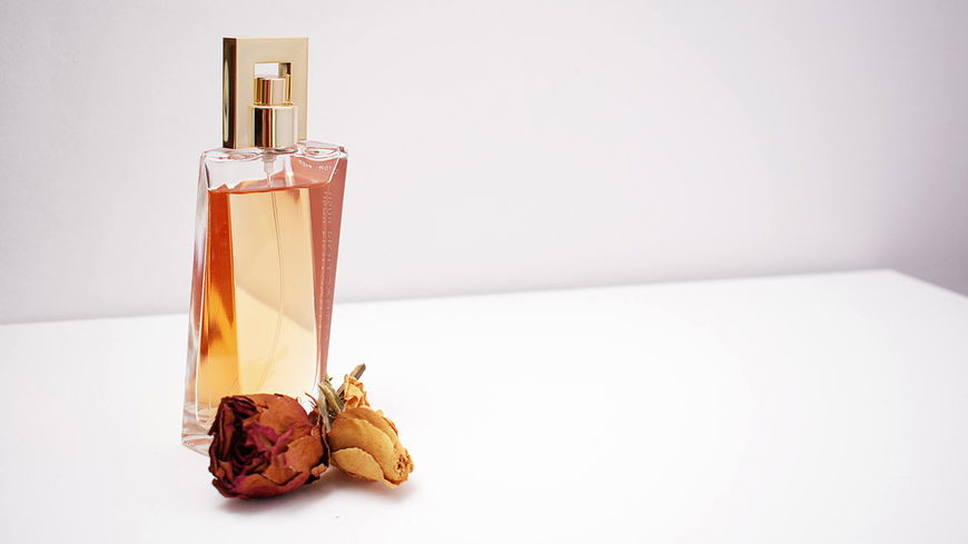 Dieses verführerisch duftende Parfum gibt es für nur 7 Euro bei Rossmann