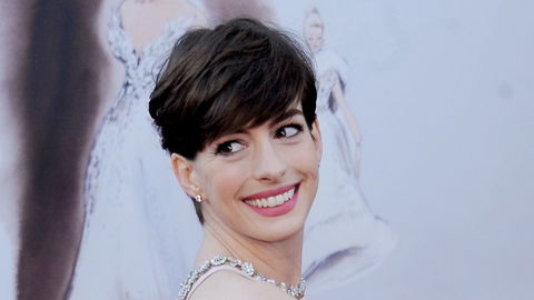 Stars mit kurzen Haaren: Diese Promis zeigen, wie schön Kurzhaarfrisuren sind