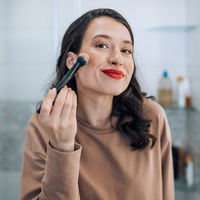 Der Candy Cane Blush zaubert an Weihnachten die schönsten Wangen