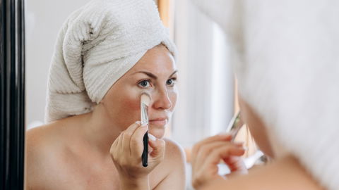 Augen-Make-up: 5 bekannte Schmink-Techniken, die ab 40 nicht mehr funktionieren