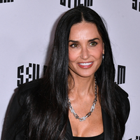 Demi Moore: Das Hautpflege-Geheimnis der Schauspielerin für einen straffen Teint