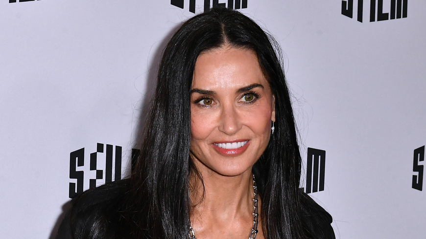 Demi Moore: Das Hautpflege-Geheimnis der Schauspielerin für einen straffen Teint